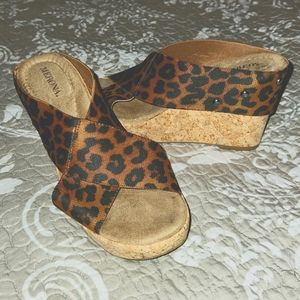 Leopard Print Merona Wedge Sandle Size 7.5